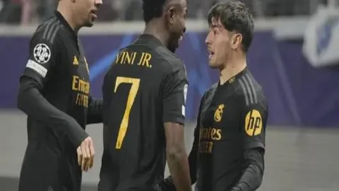 港珠澳半馬特邀赛事迎来日本顶级跑手川內優輝加盟首秀